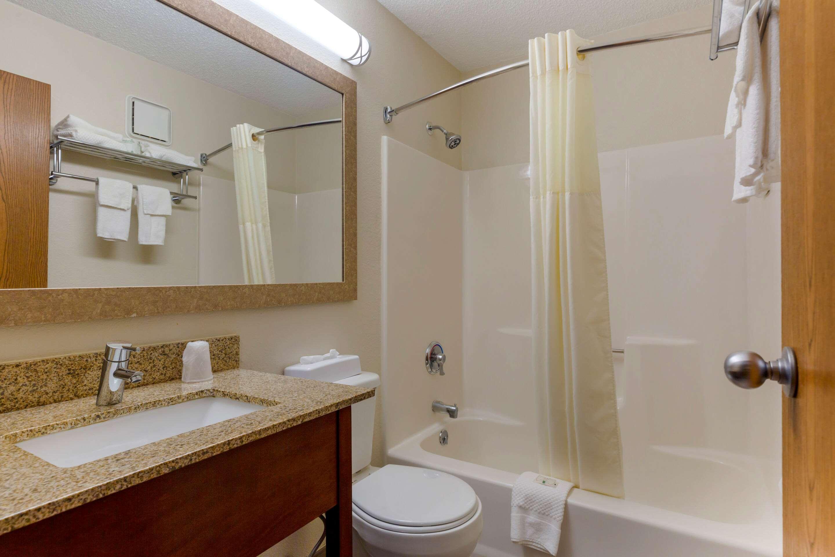 Quality Inn Lee Εξωτερικό φωτογραφία